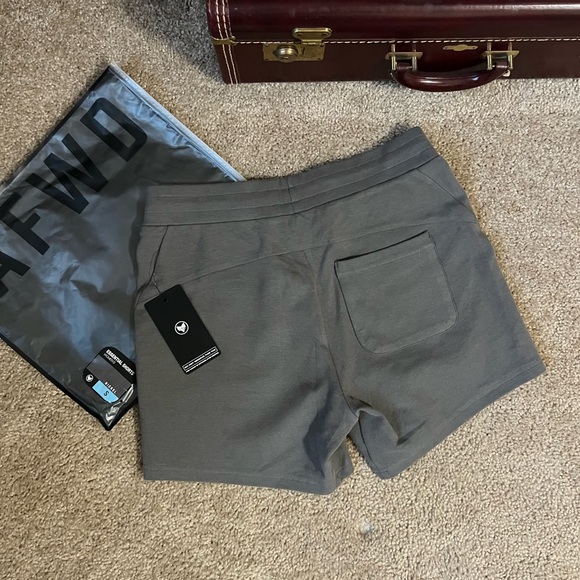 Alpha Forward Sweat Shorts NWT - Picture 10 of 13